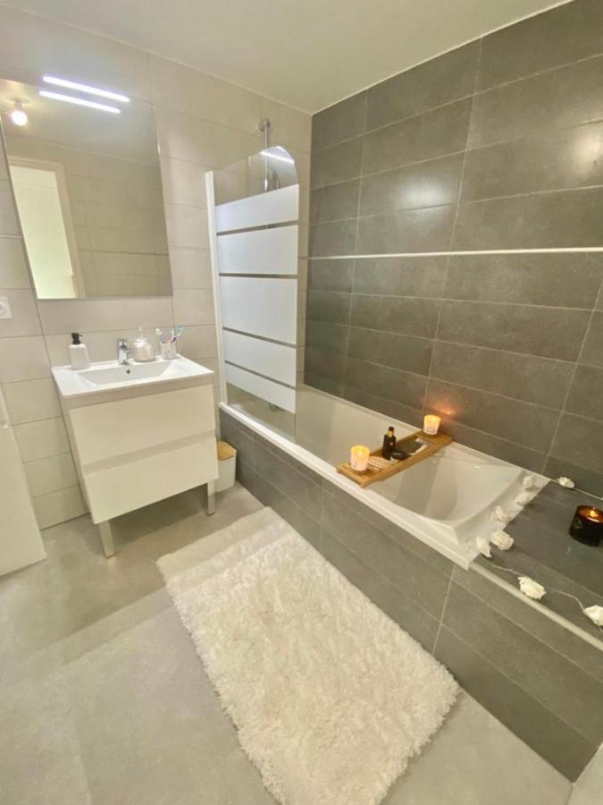 Luxurious Flat At 5 Min By Walk To Monaco, Free Parking And Sea View Apartamento Beausoleil Exterior foto